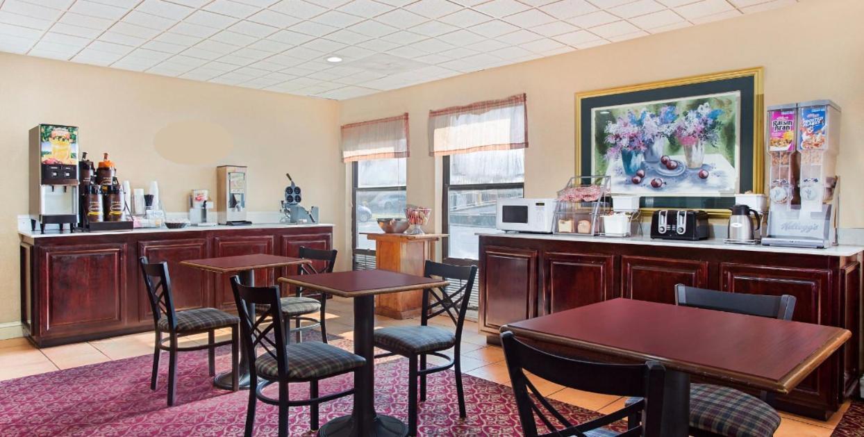 Rodeway Inn チャタヌーガ エクステリア 写真